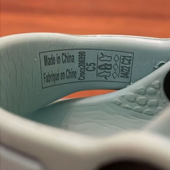 Crocs Green Blue Classic Clog Slip-on Shoe Unisex Toddler Size C5 Comfort Casual - Picture 11 of 12